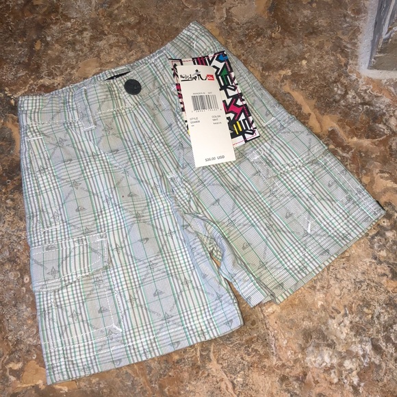 Quicksilver plaid shorts size 12 month - Picture 4 of 6